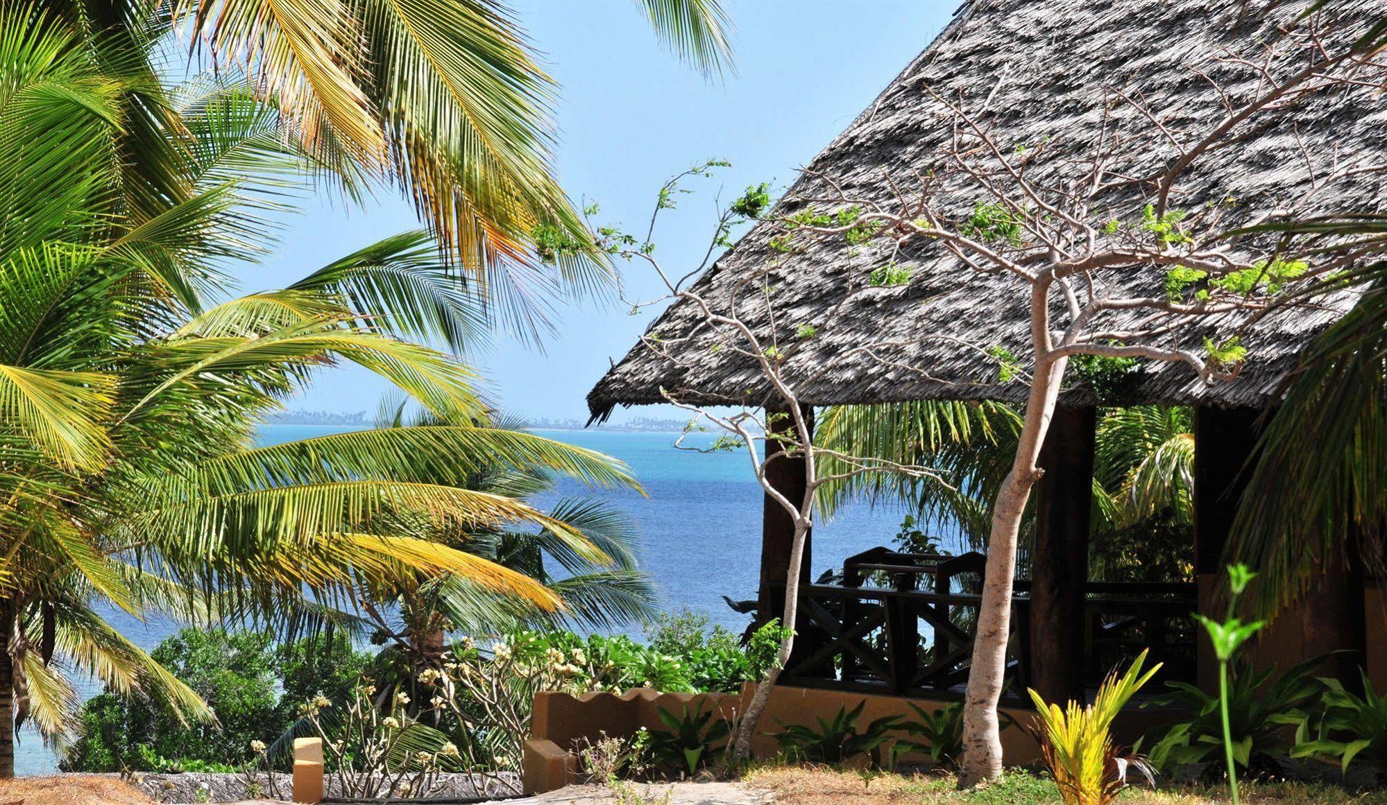 Kinasi Lodge Utende Exterior foto